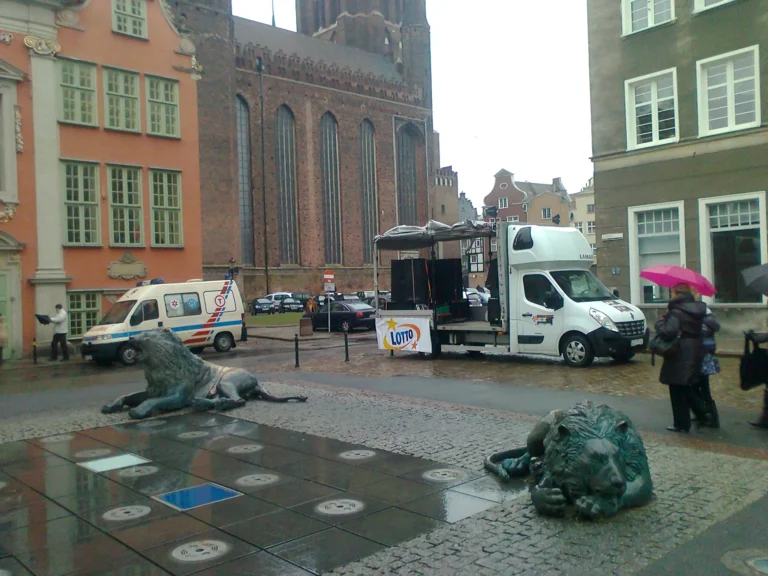 Taxi bagażowe Gdańsk Transteambus – obsługujemy wydarzenia miejskie i eventy w centrum Gdańska